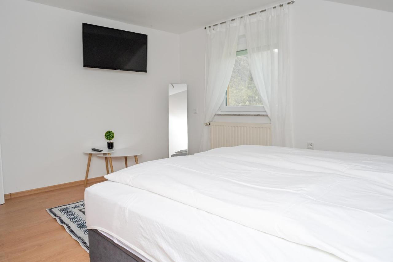 Apartments Dora Яйце Экстерьер фото