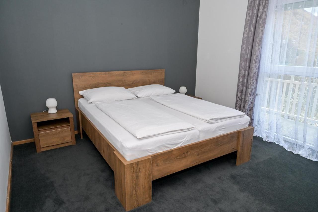Apartments Dora Яйце Экстерьер фото