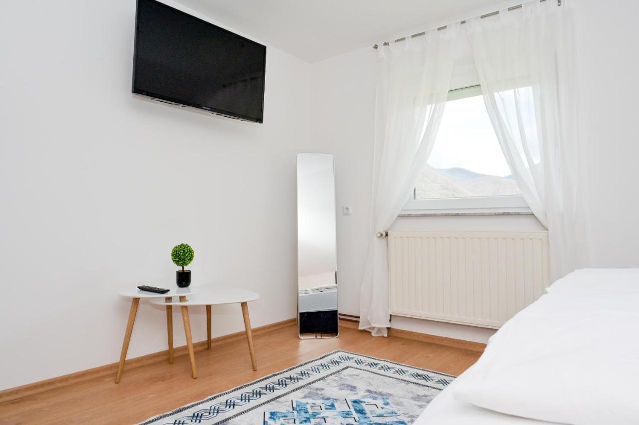 Apartments Dora Яйце Экстерьер фото