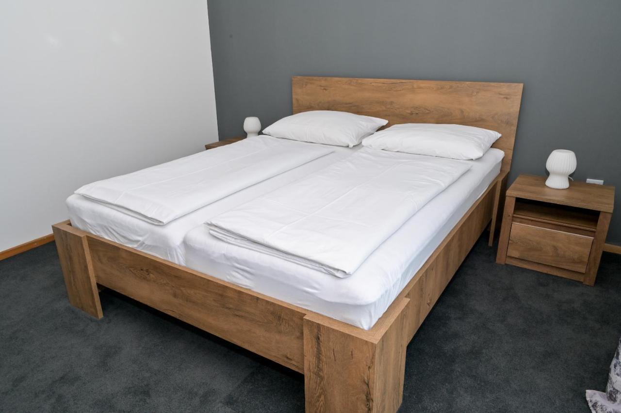 Apartments Dora Яйце Экстерьер фото