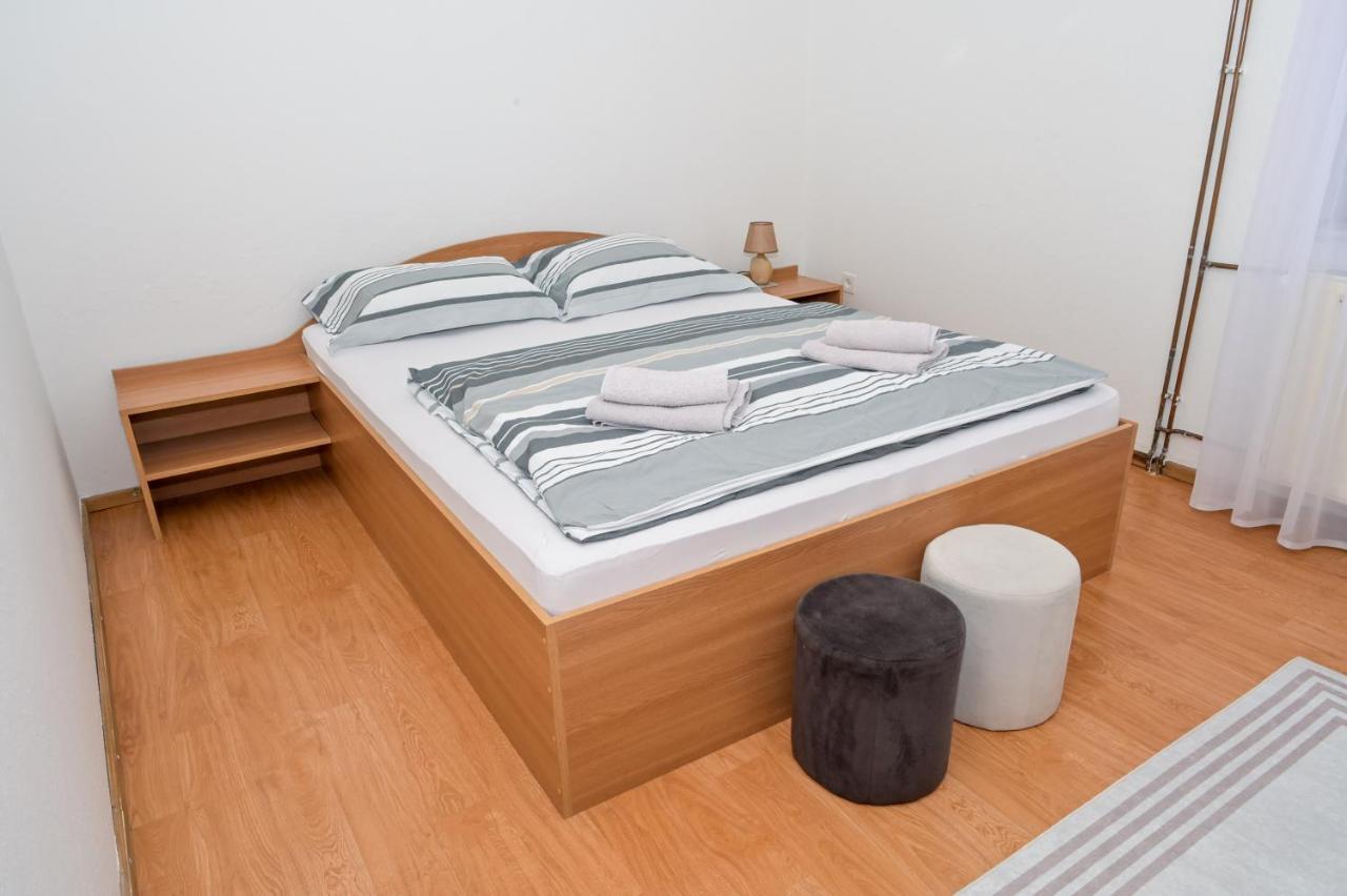 Apartments Dora Яйце Экстерьер фото