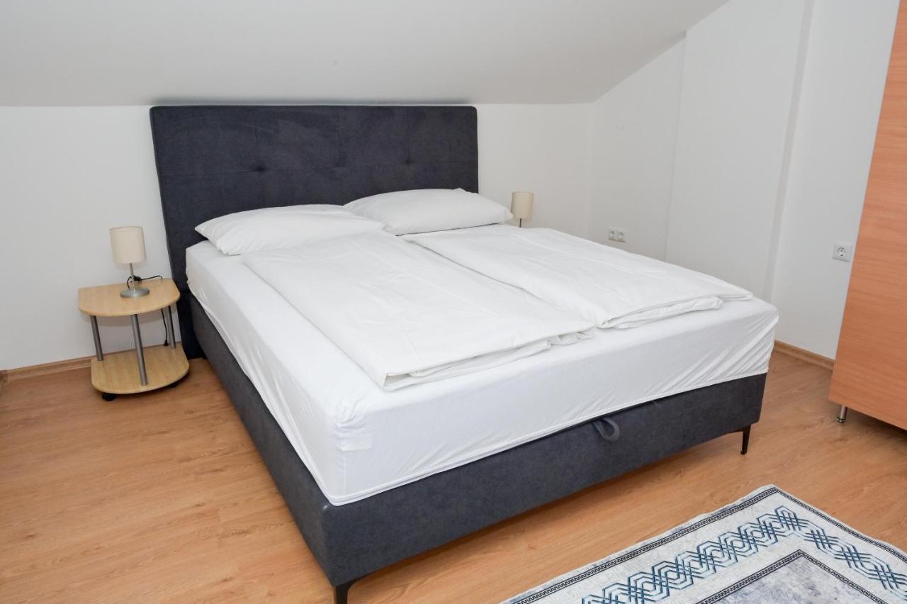 Apartments Dora Яйце Экстерьер фото